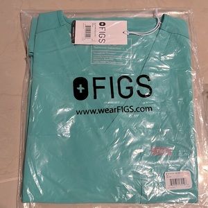 COPY - Brand new surgical green Figs size M scrubs (Top + Pants)
